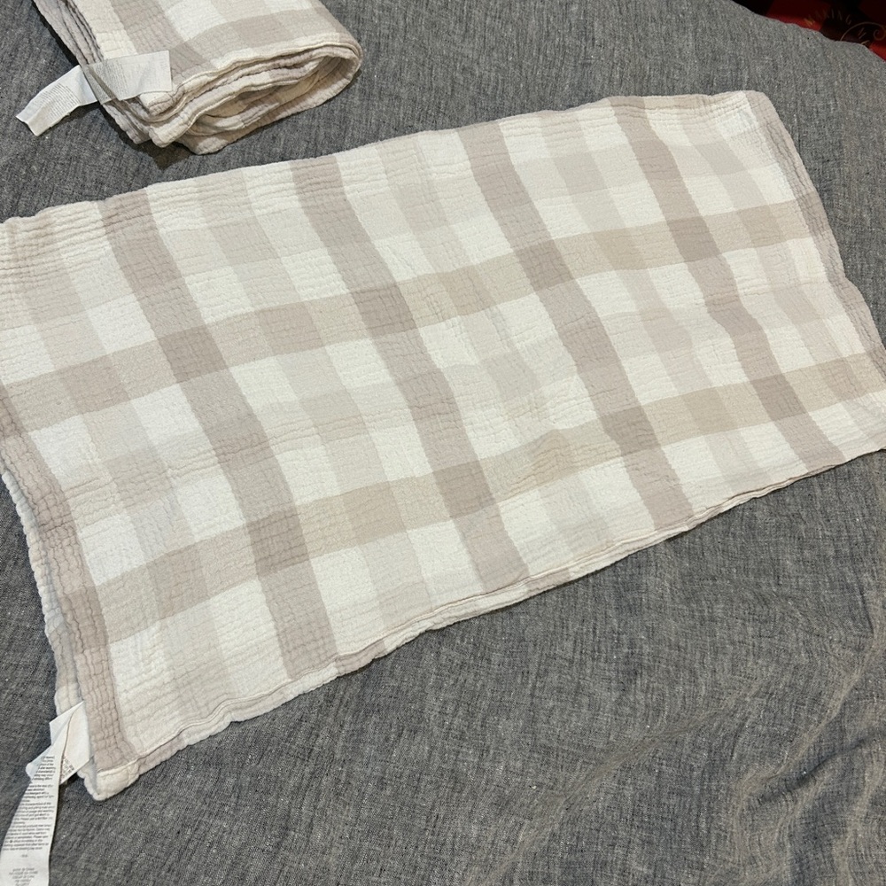 Muji Plaid Grey and White Pillowcases